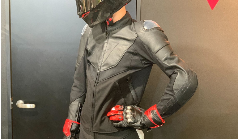 安全性能と機能美を両立したIPERATTIVA LEATHER-TEXジャケットの魅力